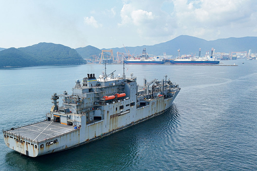 USNS Wally Schirraがメンテナンスのためハンファオーシャンの巨済造船所に入港