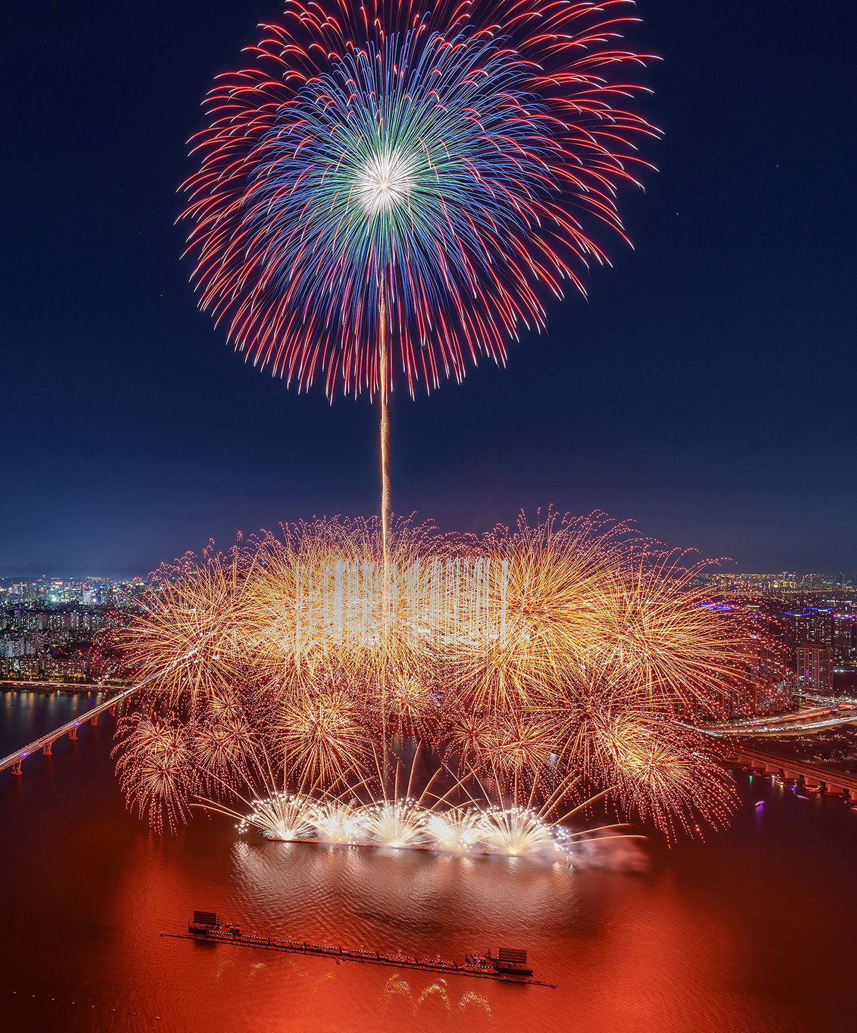 「ハンファと共にソウル世界花火祭り2024」で披露された株式会社ハンファの花火